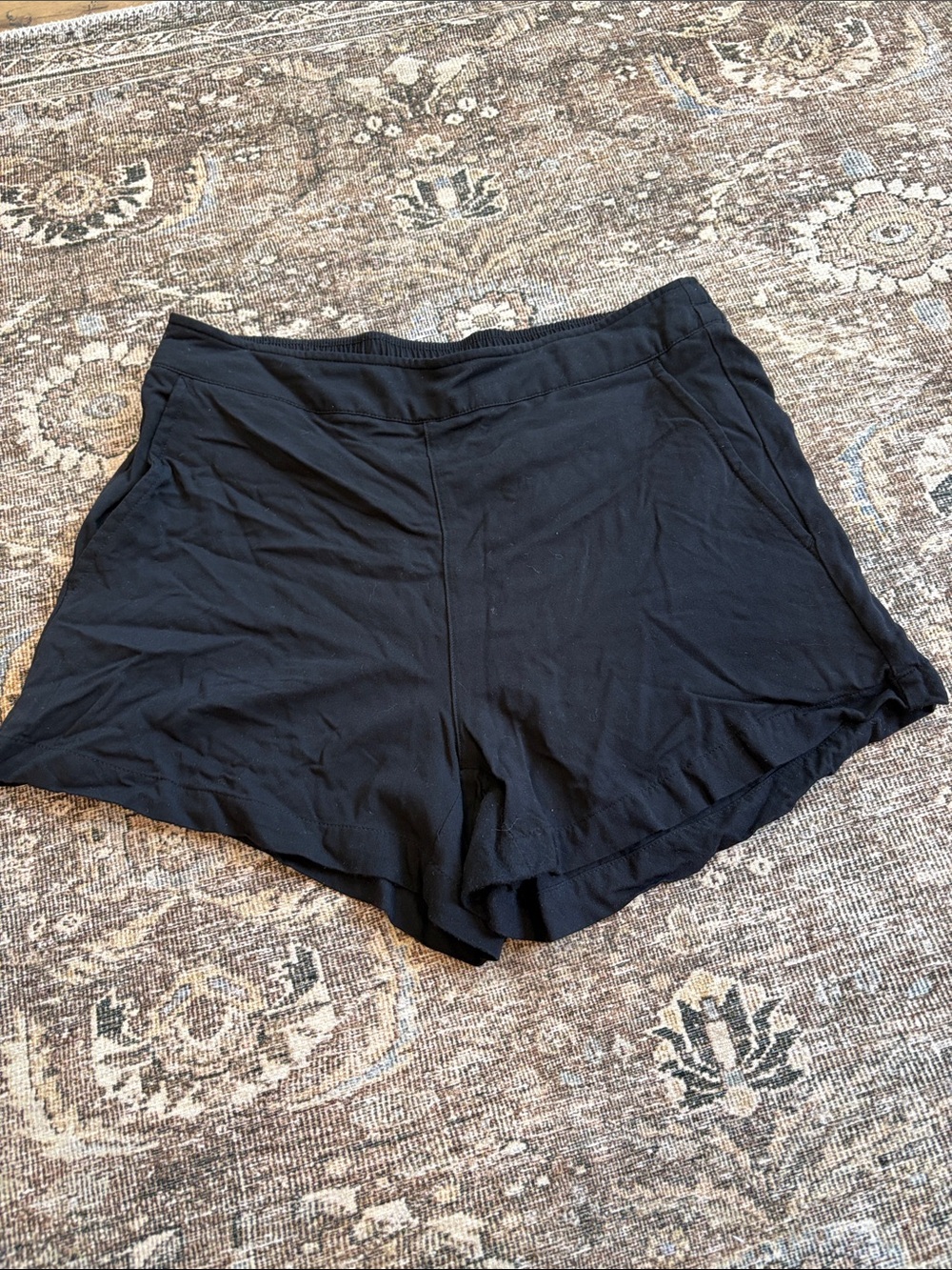 Old Navy Playa High Rise Pull On Black Shorts